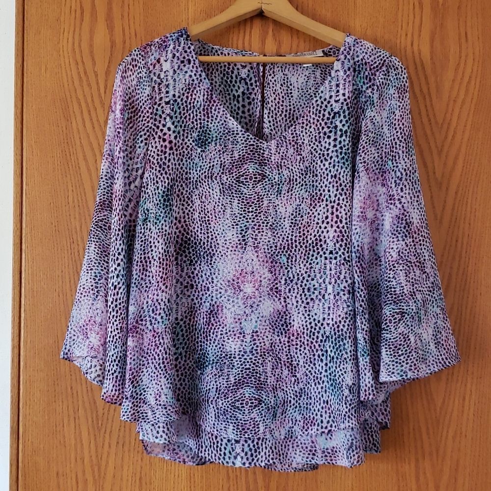 NWOT Pretty Jennifer Lopez 2-Layer Flowy Dressy Top Sz S